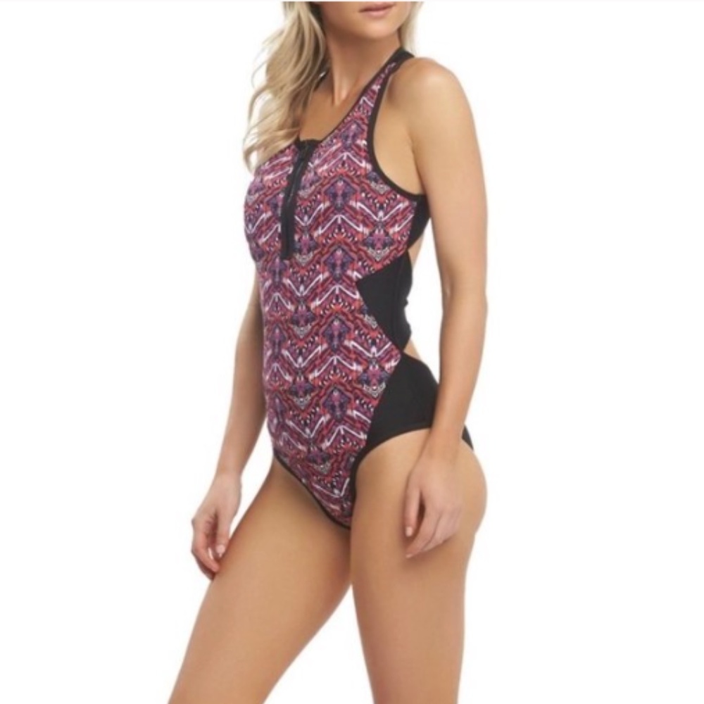 TART COLLECTIONS Hadley Cutout Swimsuit NWT